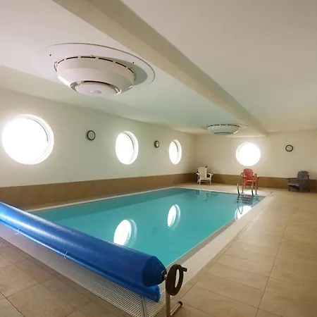 Wassergeist Mit Schwimmbad * Hohen Wieschendorf