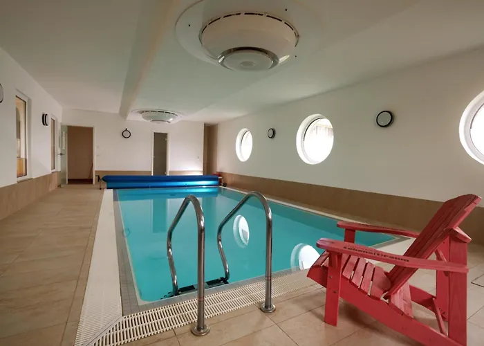 Wassergeist Mit Schwimmbad Dom wakacyjny *